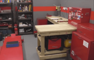 solid wooden workbenches for workshops